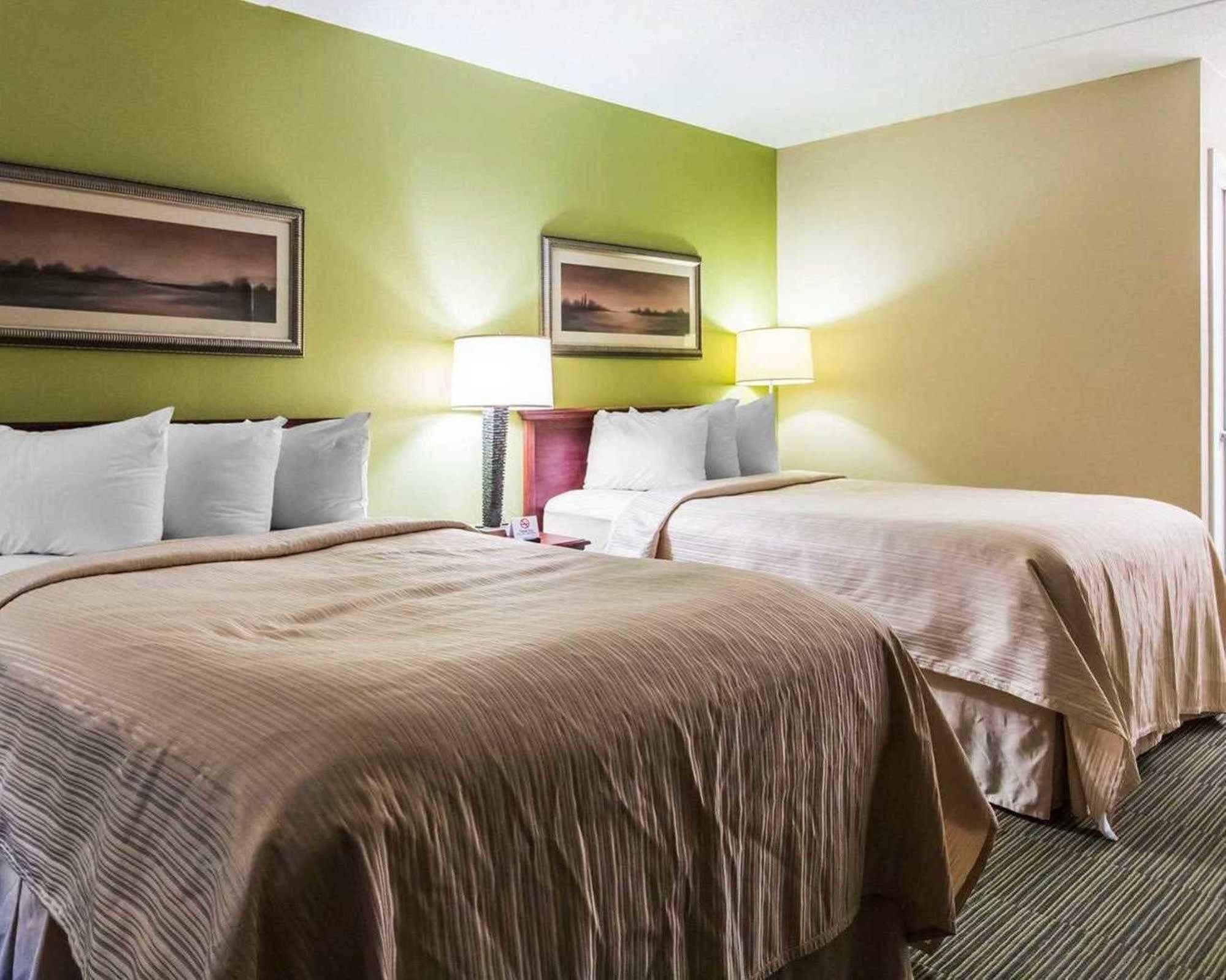 Frogmore Rodeway Inn St. Helena - Beaufort South المظهر الخارجي الصورة