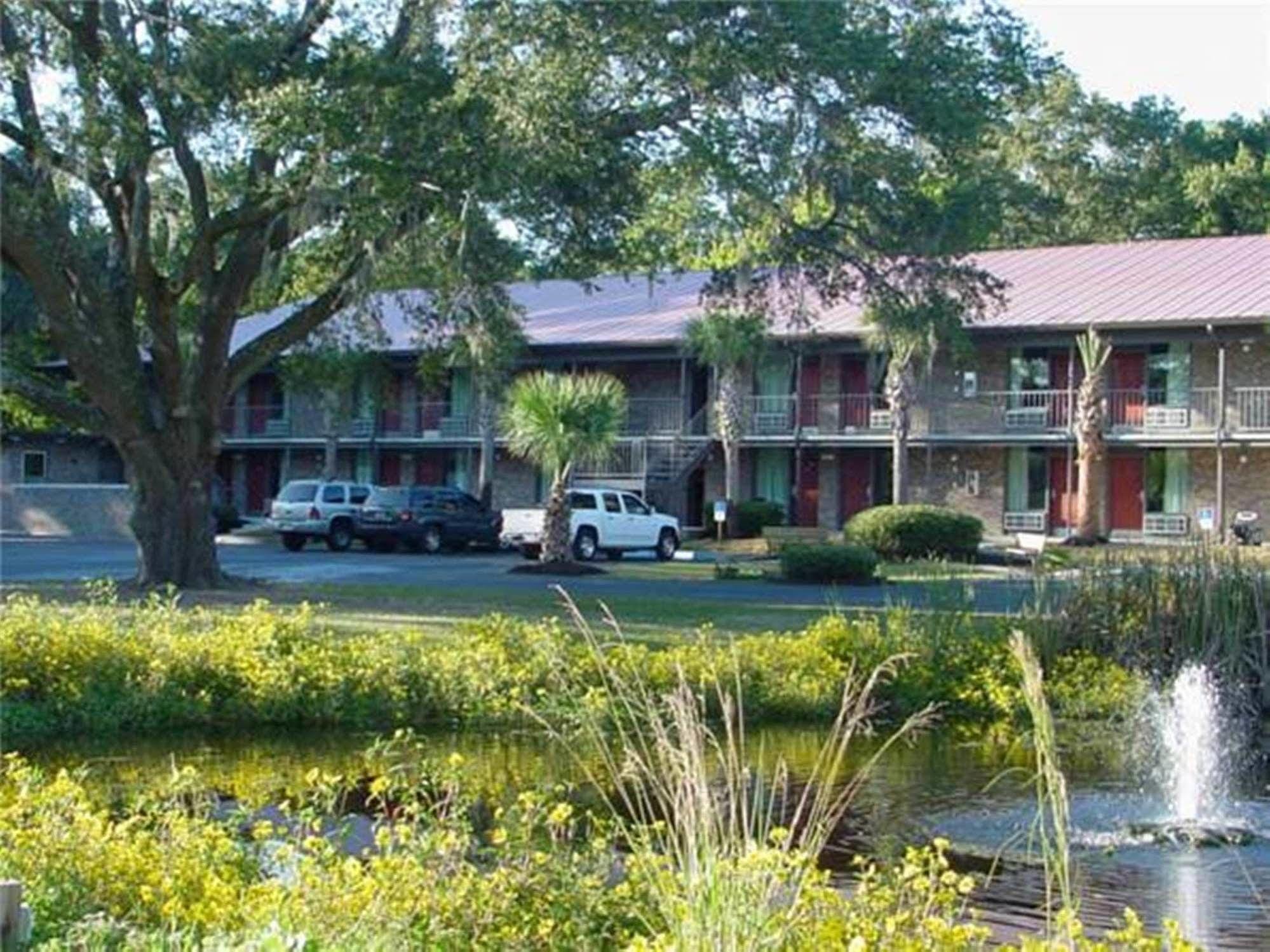 Frogmore Rodeway Inn St. Helena - Beaufort South المظهر الخارجي الصورة
